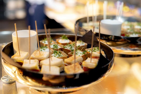 The Essential Handbook for Pristine Draft Beer Lines in Your Craft Brewery: Expert Tips for Flawless Maintenance